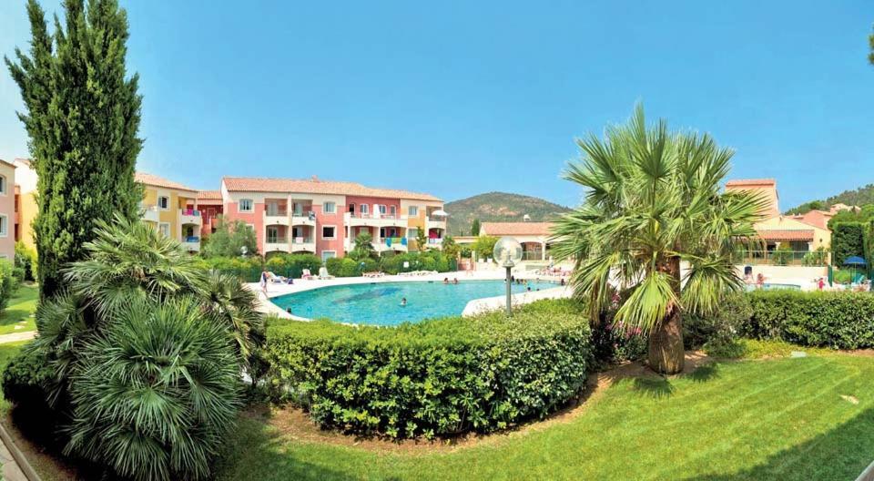 Appartement Piscine Mer Montagne Les Issambres Buitenkant foto